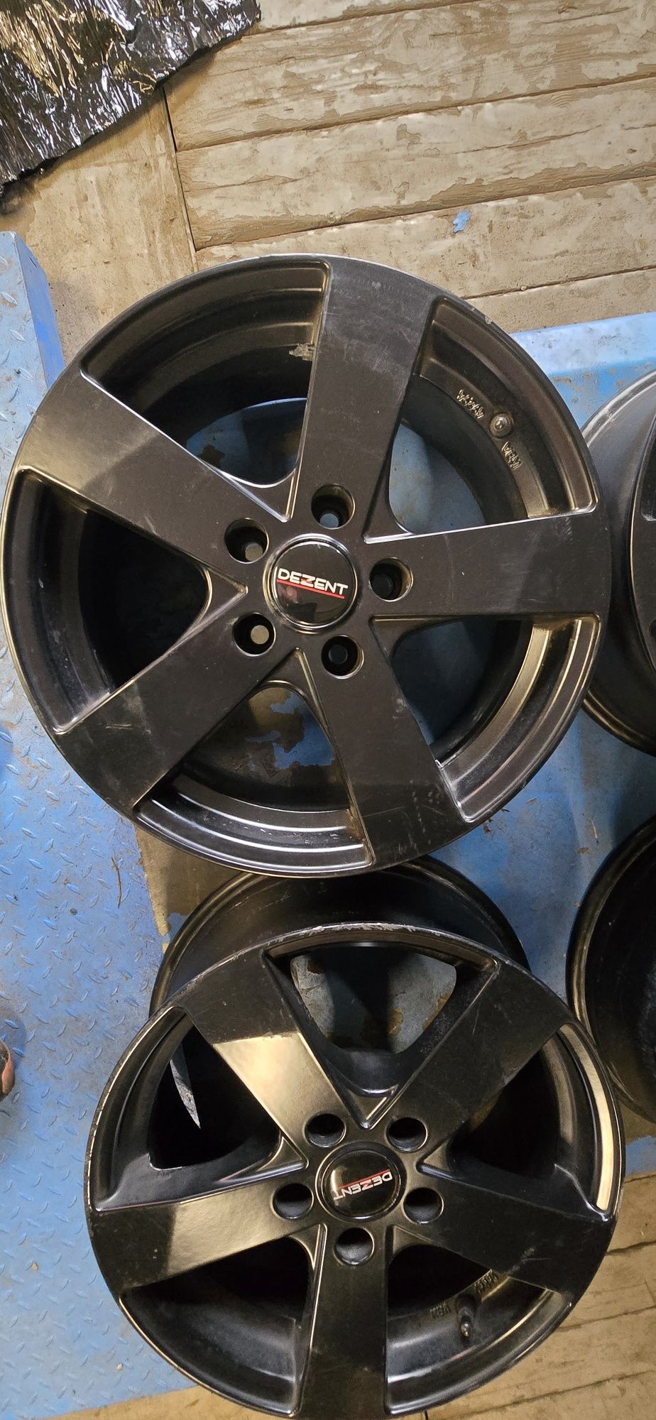 Felgi aluminiowe 16 5x112 et35 Dezent vw skoda audi