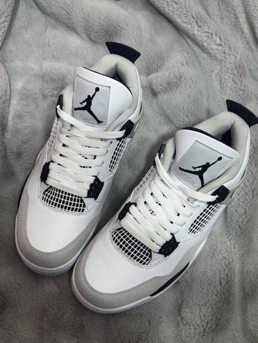 ButyDamskie Jordan‍ 4‍ Retro‍ Military‍ Black‍ Uniseks Roz.38