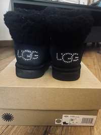 Продам UGG бу