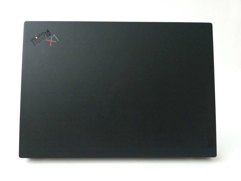 Lenovo ThinkPad X1 Carbon Gen 10 I7 1255U/RAM 16GB/SSD 1TB/WIN 11