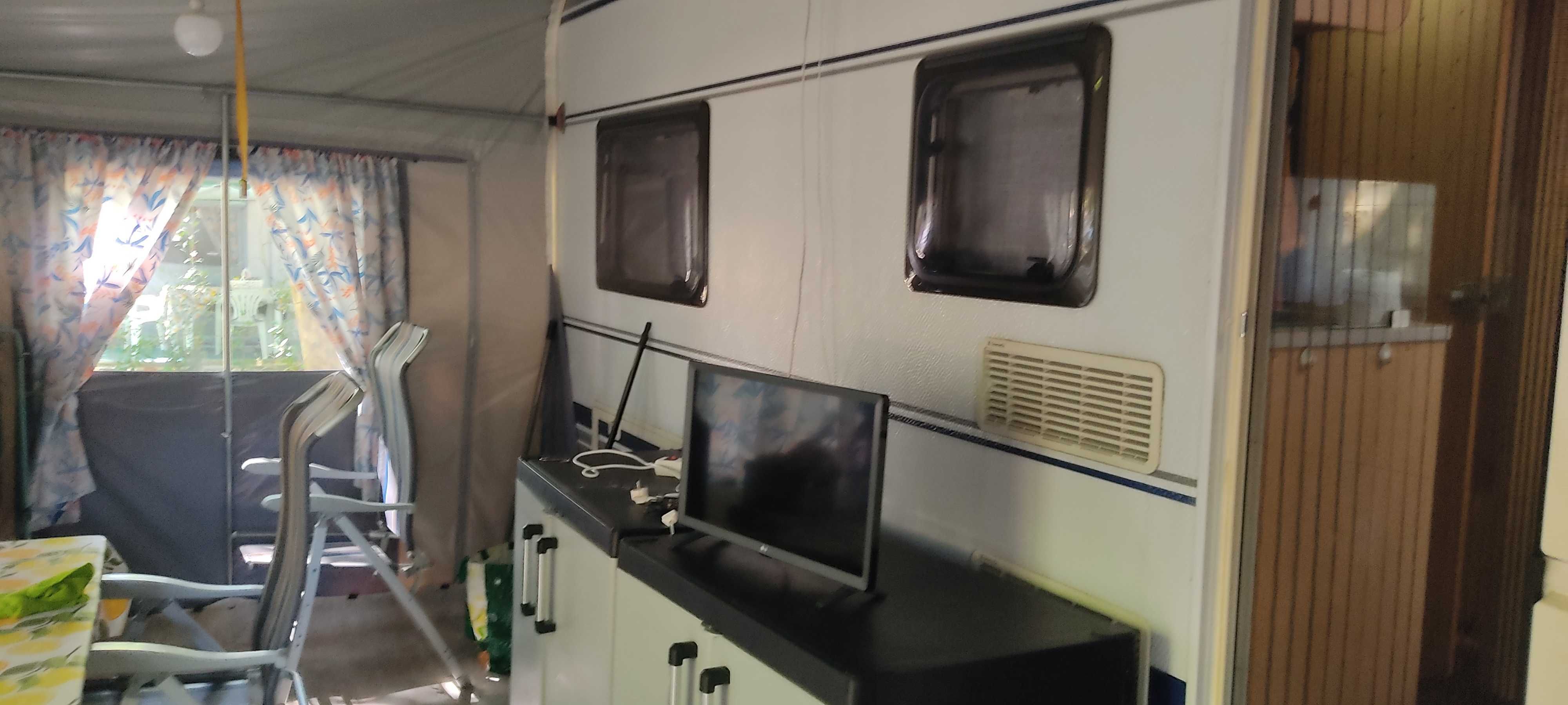 Caravana Dethleffs Camper 510V com Avançado