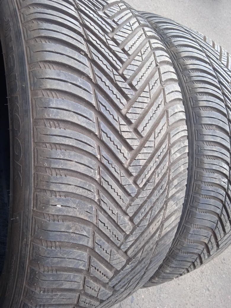 Резина всесезон 235.45.17 Hankook Kinergy 4s2,22p,6.5mm.