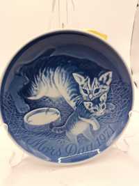 Talerz ścienny kolekcja kobalt  koty  1971