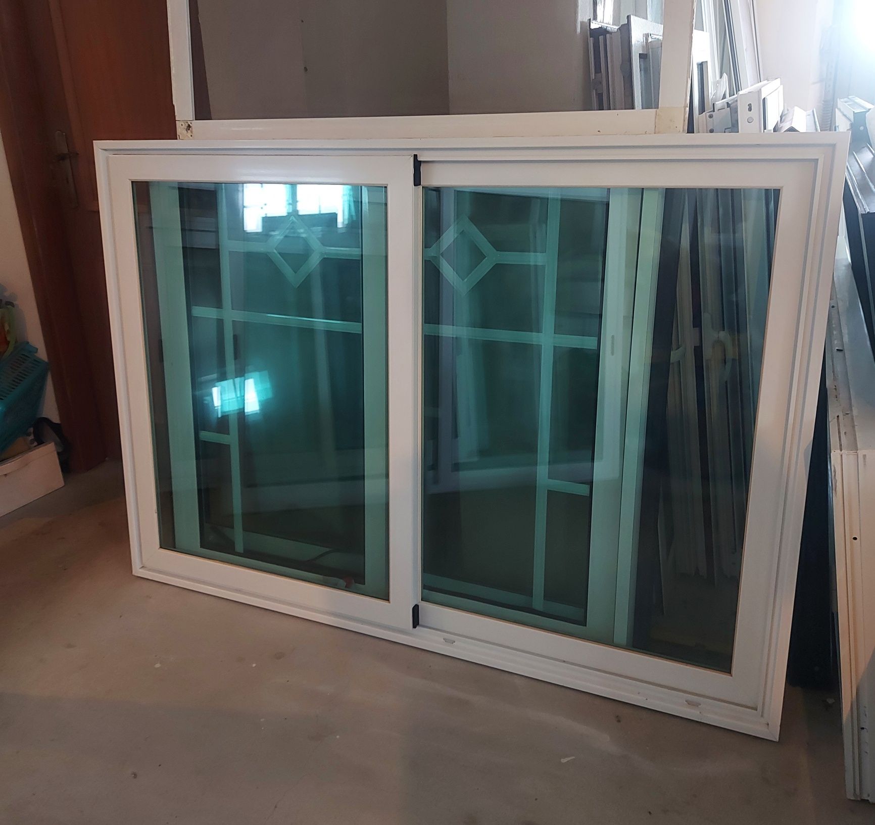 LOTE VARIAS - Janela Aluminio / Sacada Aluminio Vidro Duplo
