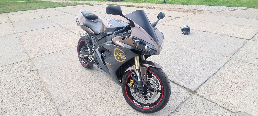 Sprzedam Yamaha r1 rn12