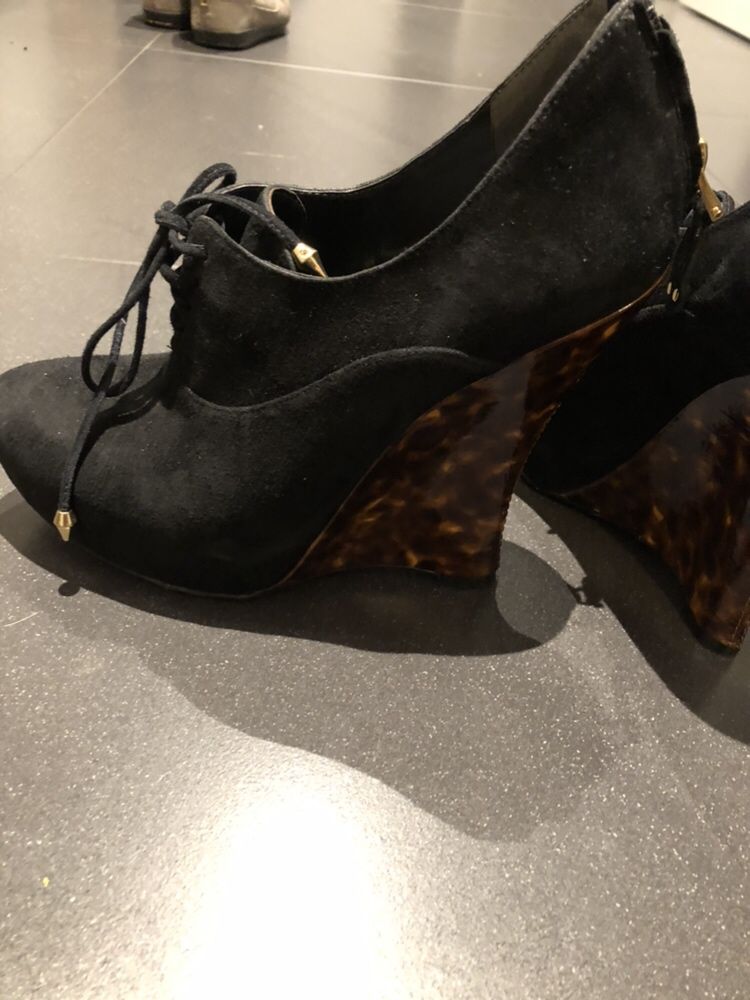 Buty guess koturny botki półbuty sexi skóra 38 brąz i czerń zamsz