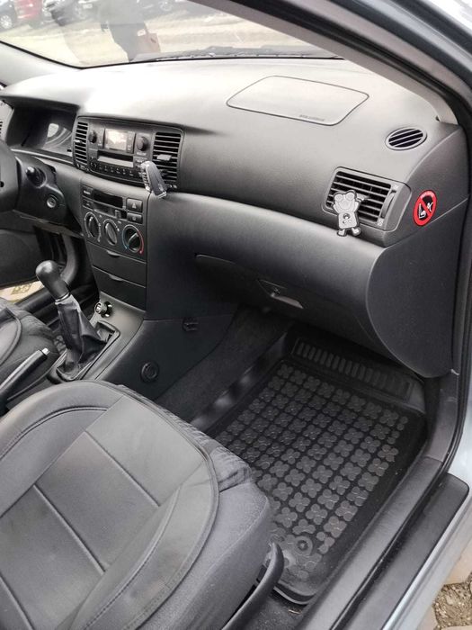 Toyota Corolla 1.4 VTTI - 96KM BENZYNA