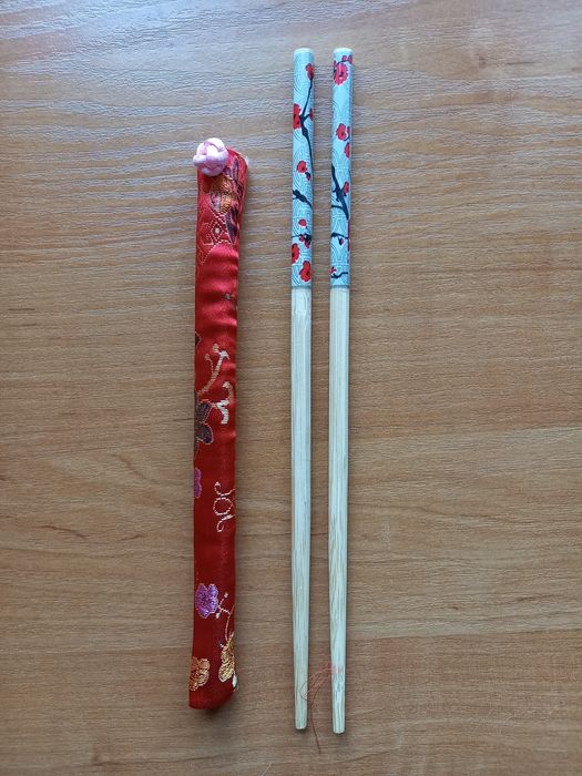 bambusowe PAŁECZKI do SUSHI w oryginalnym etui