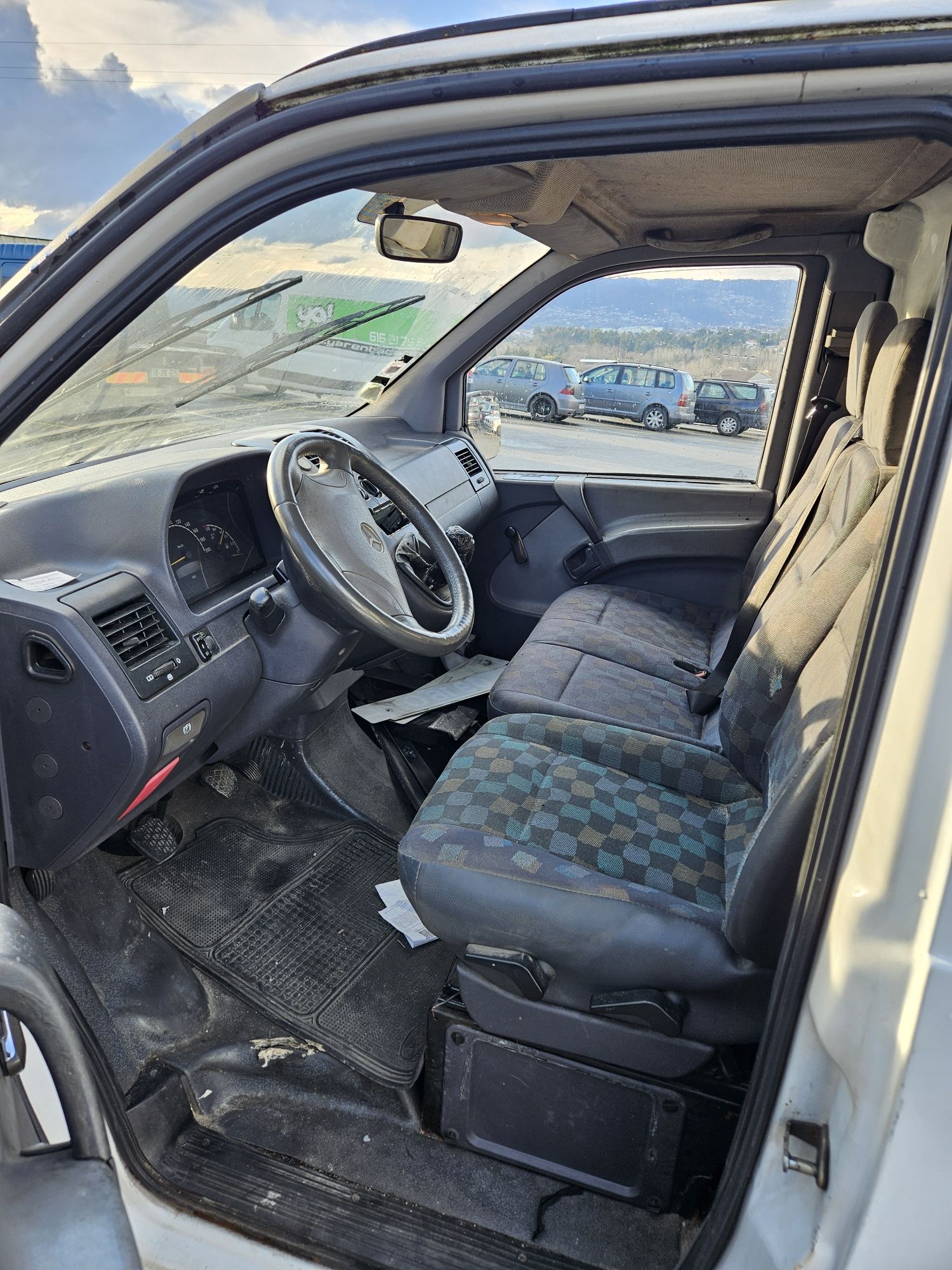 Mercedes-Benz Vito W638 108 CDi de 2000 para peças