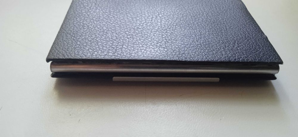 Продам визитницу