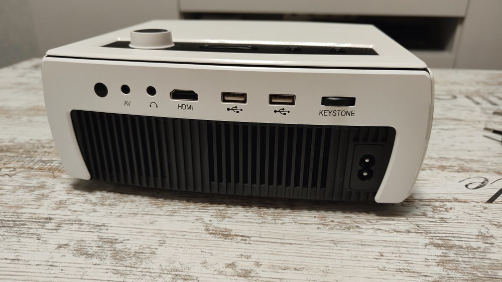 Проектор YG430 Full HD