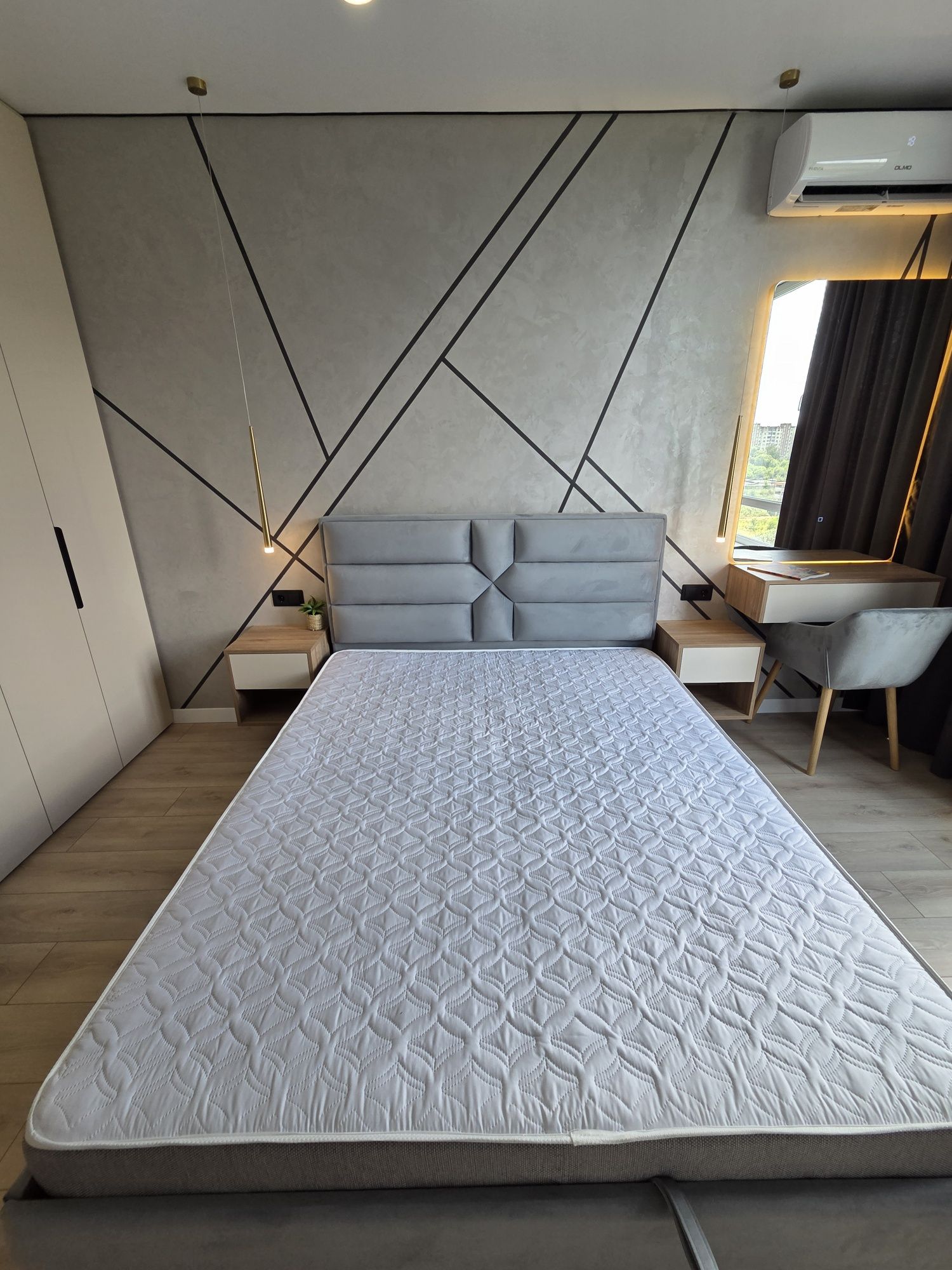 Продам 1к кв  46м.кв. 8пов Варшавський 2 Варшавский 2 11.3дім  Власник
