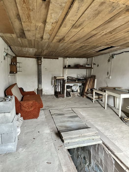 Земельна ділянка біля лісу в с. Путренці