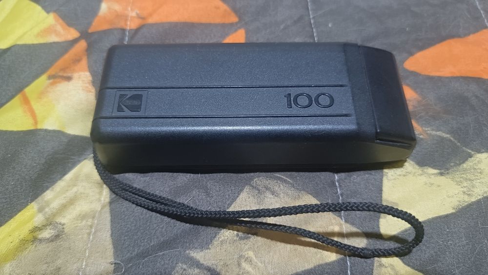 Máquina fotográfica compacta Kodak Ektra 100 retro vintage fotografia