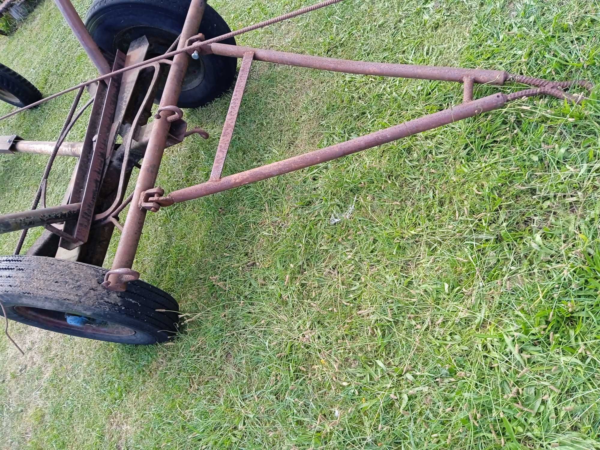 Wóz metalowy solidny,, masywny