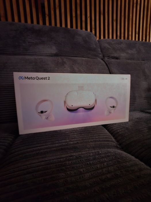 Meta Quest 2 – Gogle VR 256 GB + ulepszony uchwyt na głowę