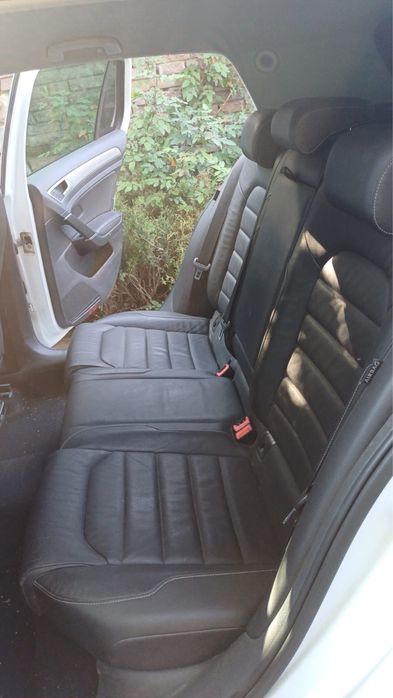 Салон сидіння  з картами дверей чорна кожа eGolf 2016