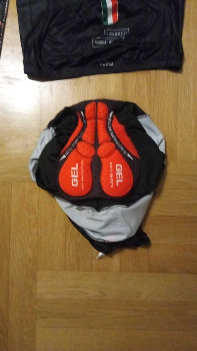 Strój rowerowy komplet kolarski na rower koszulka spodenki