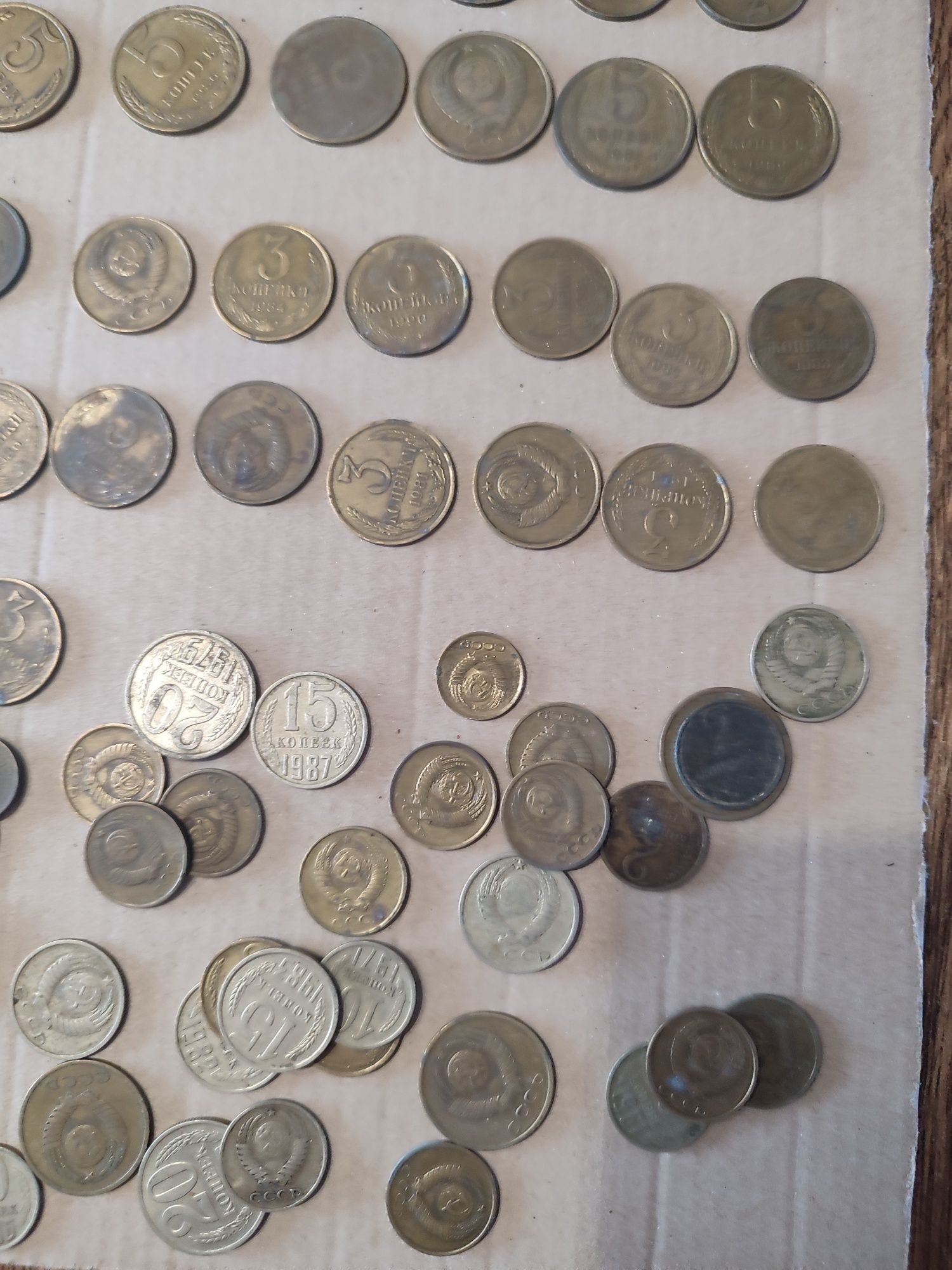 Продам бронзові копійки