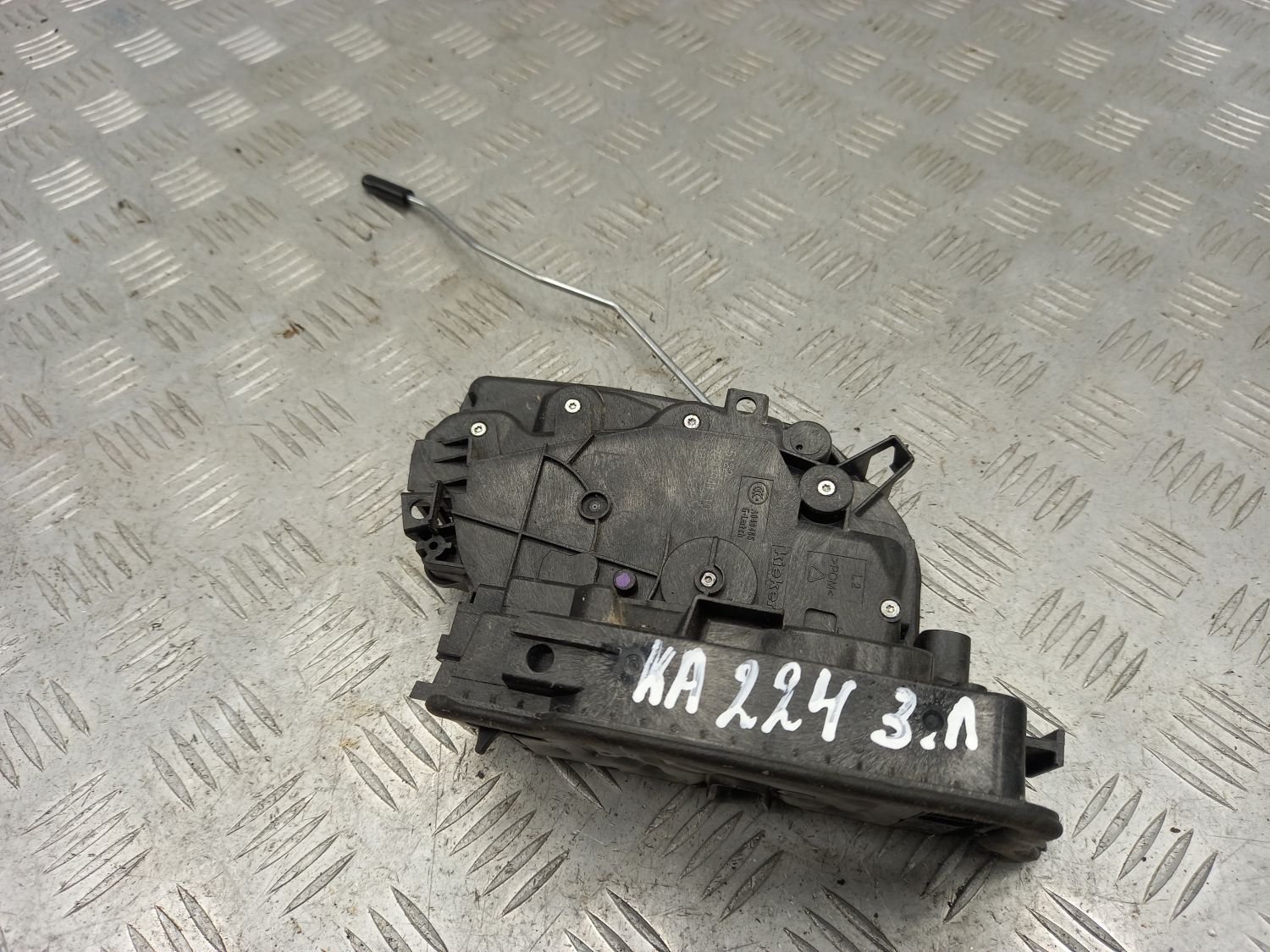 Замок двери задней левой 51227281941 для BMW X1 F48 2015-2022