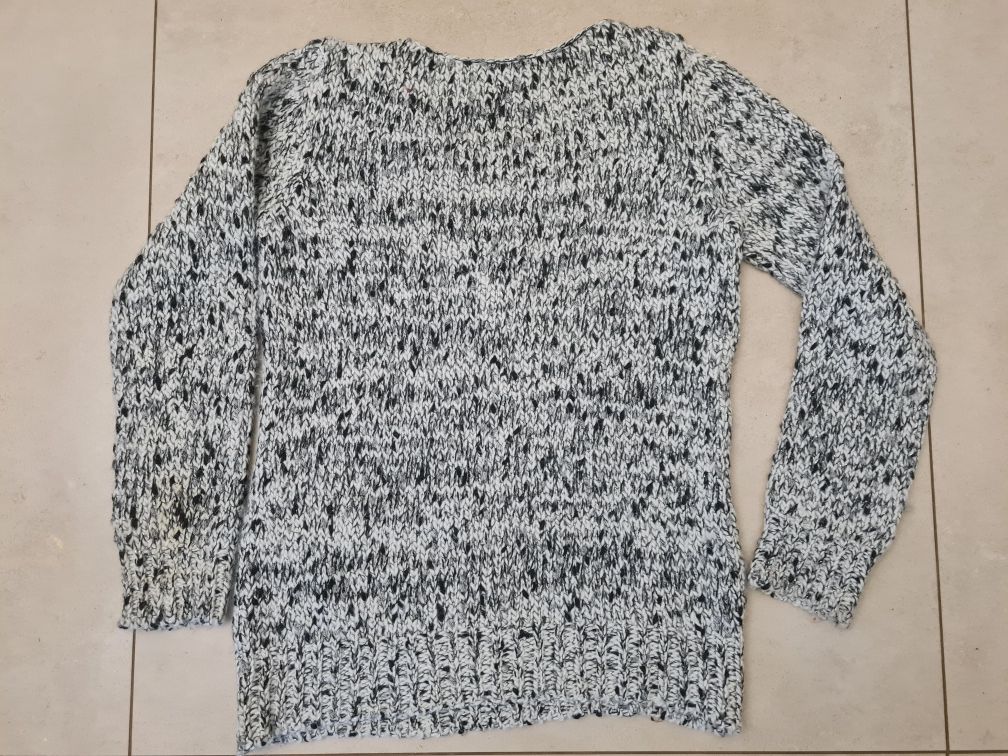 Sweter damski odcienie szarości. Dzianina.