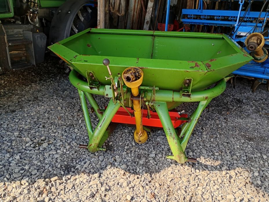 Pług obrotowy hydraulicznie