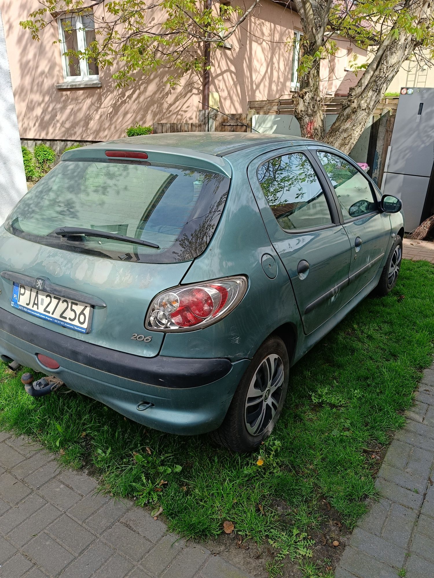 Sprzedam Peugeota 206