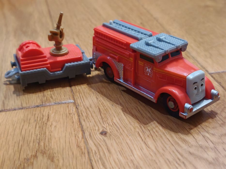 Lokomotywa Ognisty Felek Tomek i Przyjaciele, Trackmaster