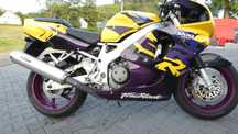 Honda CBR HONDA CBR 900RR  SC33  100% orginalna , bezwypadkowa , po serwisie