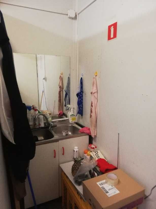 Sprzedam lokal na targowisku
