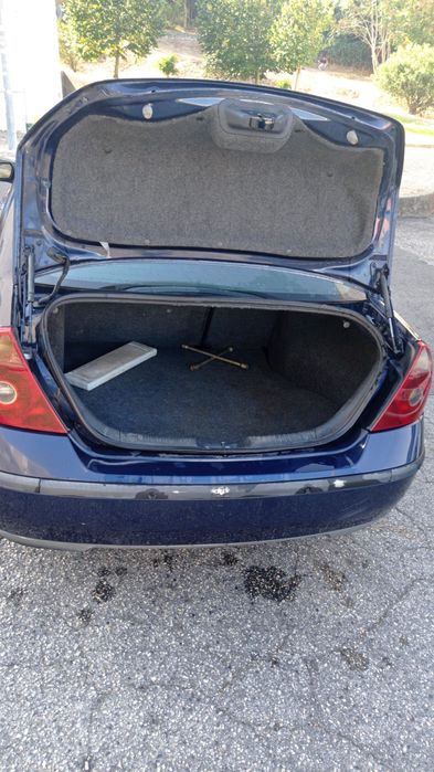 Vendo Ford mondeo