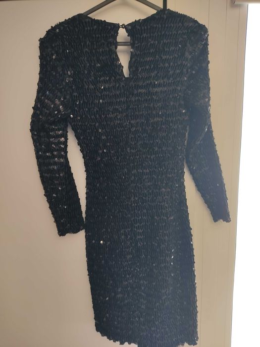 Vestido nove de lantejoulas