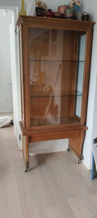 Dębowa gablota witryna ok. 1900 r.