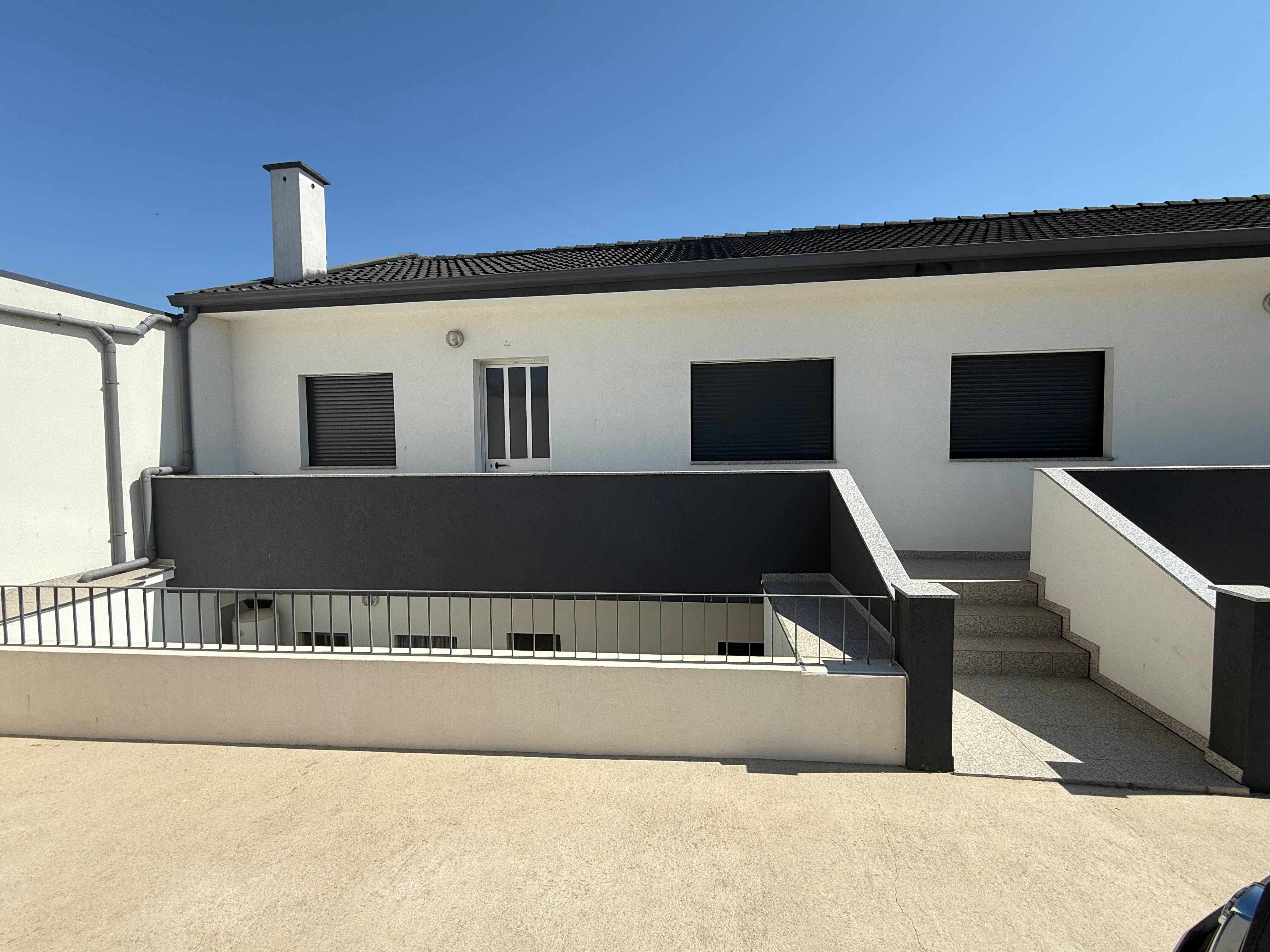Alugo Apartamento T2 Folgosa-Maia