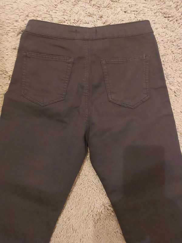 Bershka calças
Bom estado modelo high waist