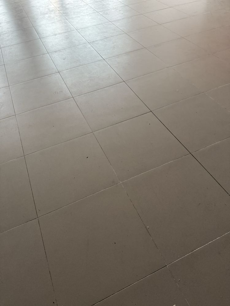 Oddam plytki z demontazu 300m2