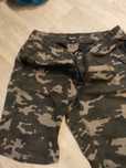 Shorty reserved 34