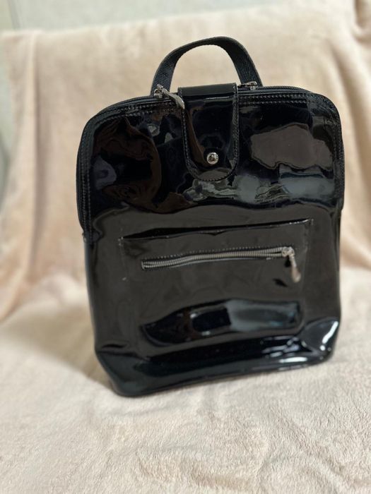 Рюкзак чорний шкіряний