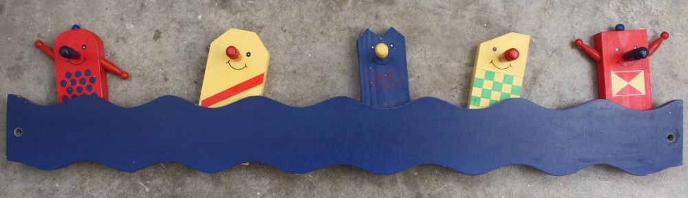 O bengaleiro mágico em madeira para crianças, novo