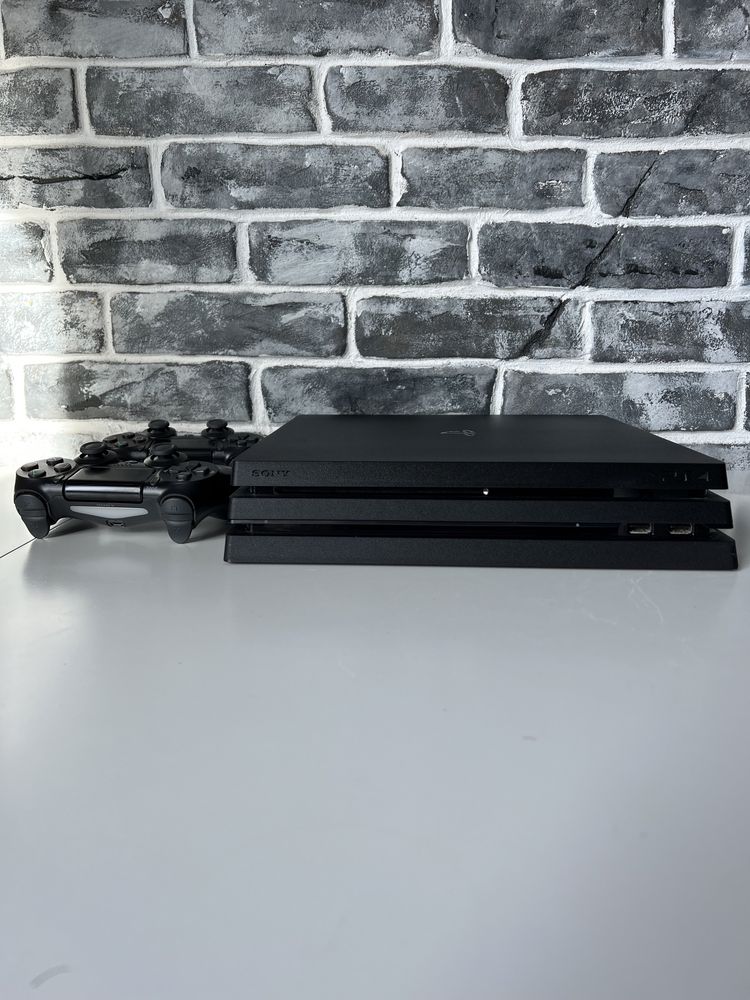 Ps4 Pro 1000 gb - 19 игр / 2 геймпада - пс4 про
