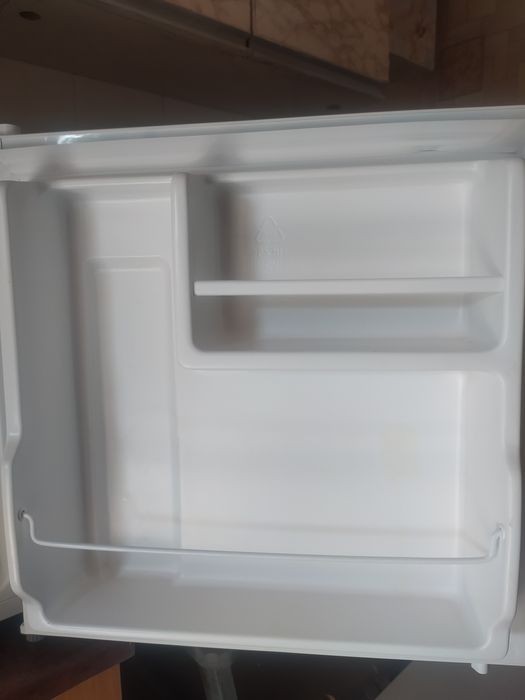 Холодильник Arctic amx - 098S