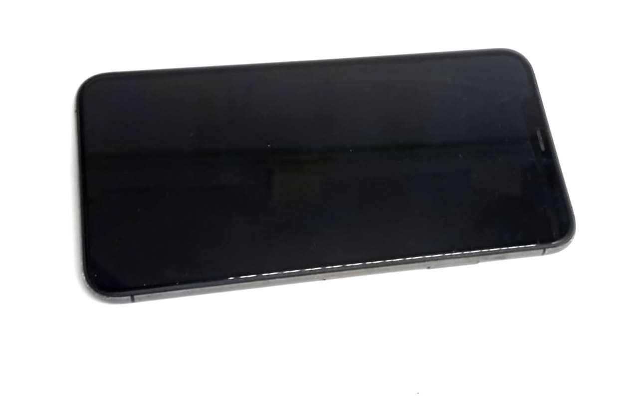 Telefon smartphone Apple iphone 11 pro max zablokowany