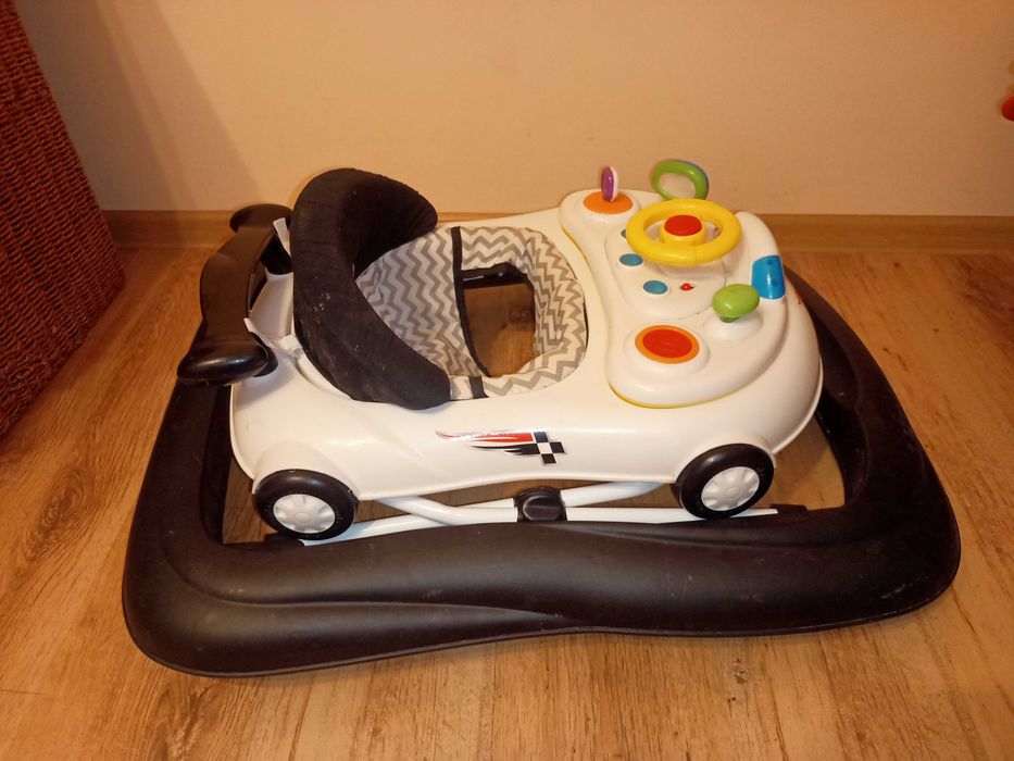 Chodzik dla dzieci RACER interaktywny ze stolikiem do zabawy.