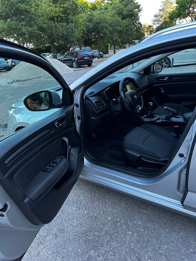 Vende-se Renault Megane Grandtour 2020