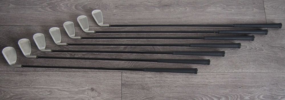 Kije do golfa XXIO irons  Graphite regular IDEALNE DLA POCZĄTKUJACYCH