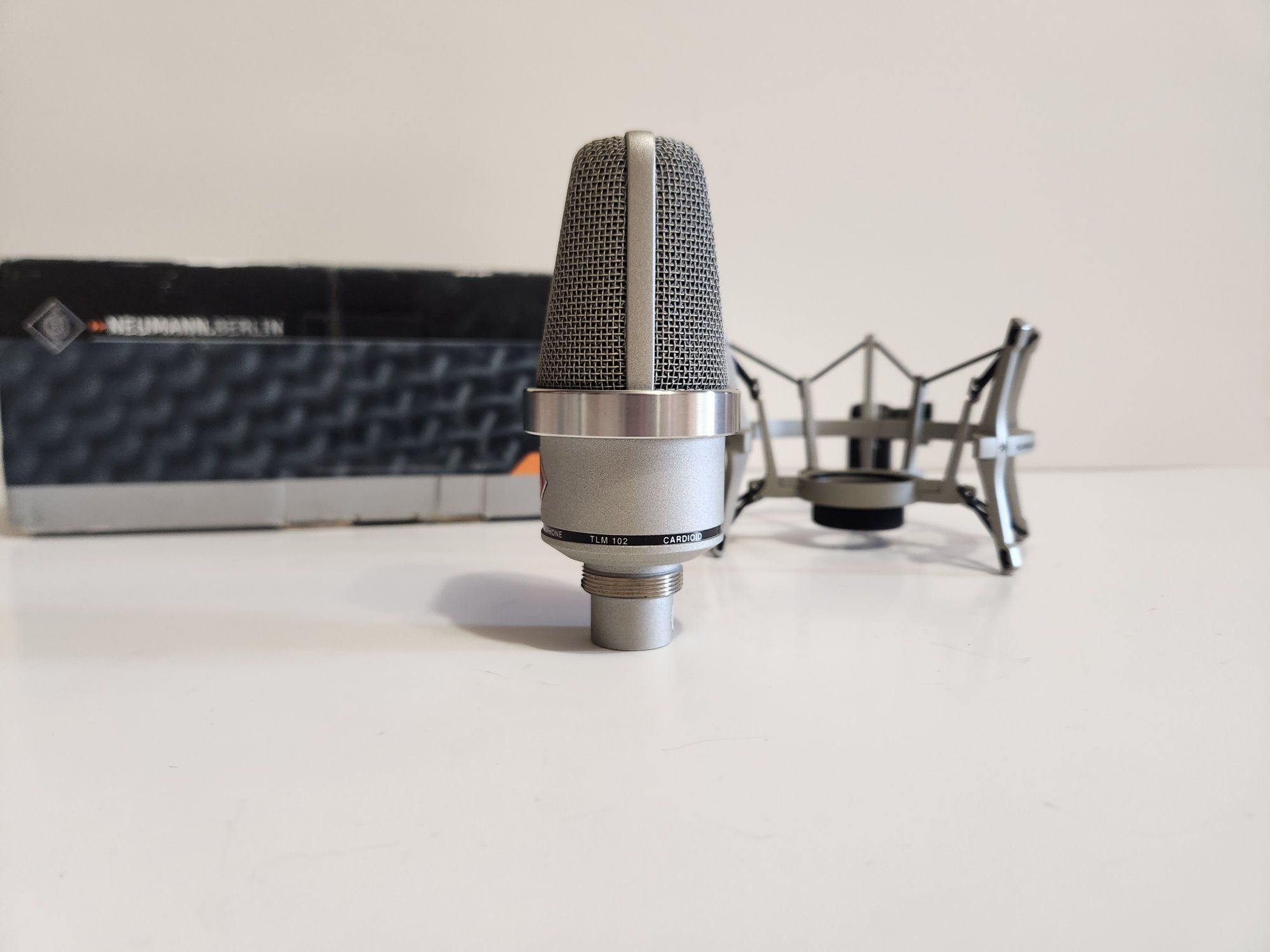 Студійний конденсаторний мікрофон Neumann TLM 102 Studio Set