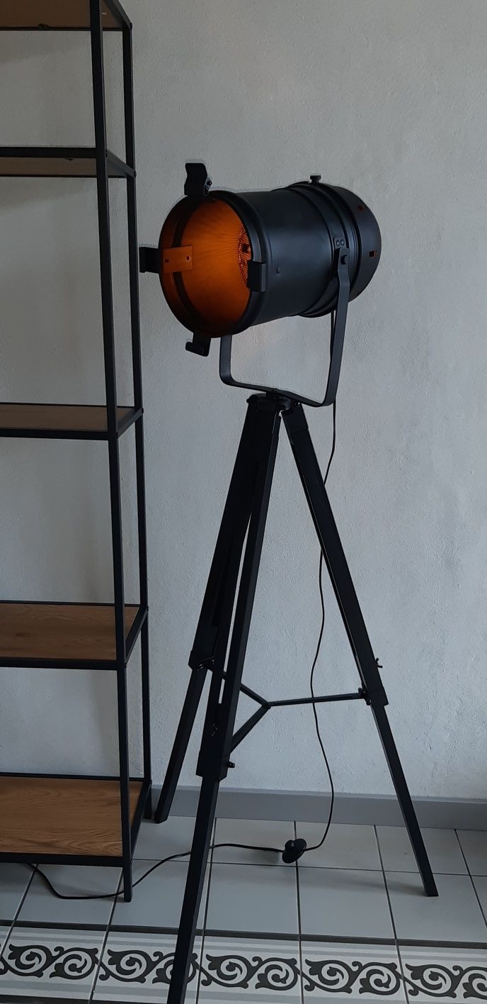 Lampa oświetlenie loft czarna trójnóg led żarówka e27