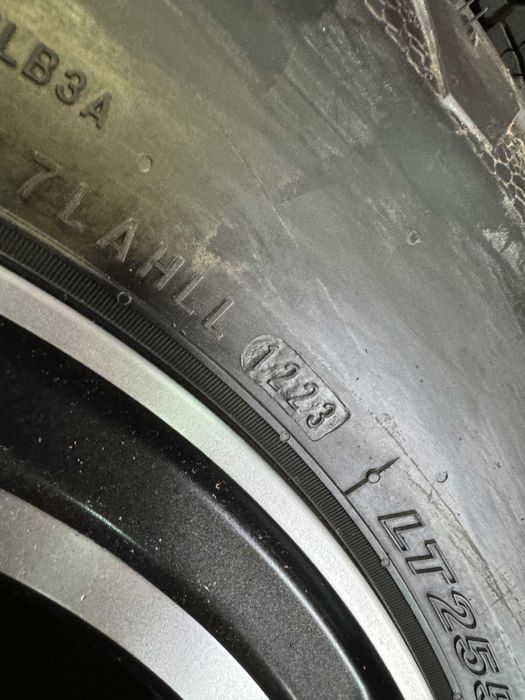 Koła 17 oryginalne jeep Wrangler 5x127