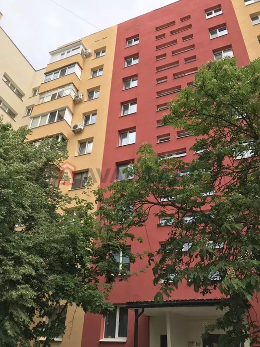 Продам 3 кімнатну квартиру на ж.м.Парус