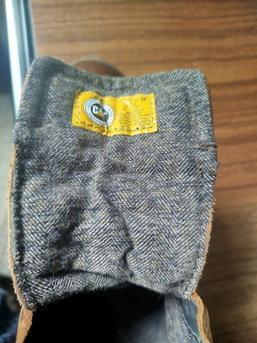 Продам мужские ботинки